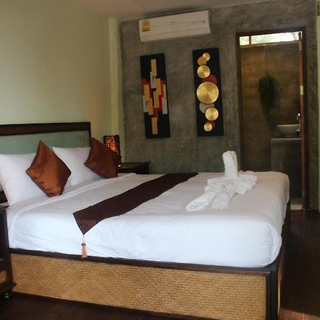 Lanta Happy Hill Hotel Koh Lanta Exterior photo