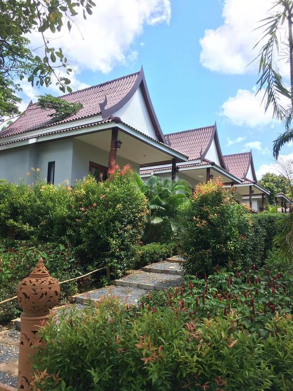 Lanta Happy Hill Hotel Koh Lanta Exterior photo