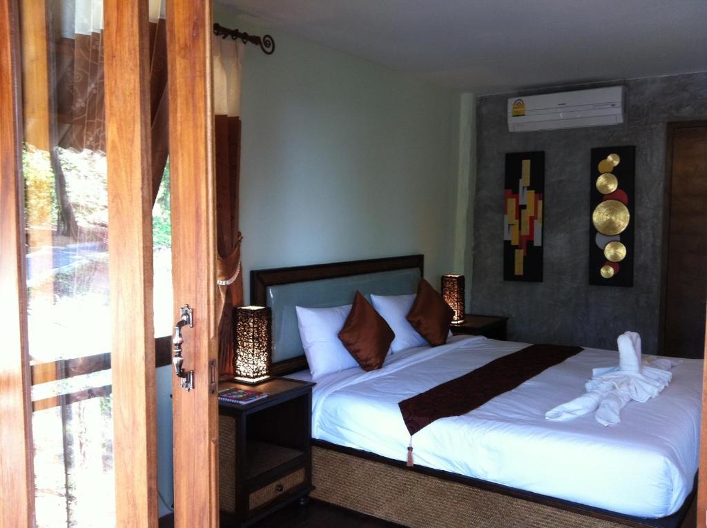 Lanta Happy Hill Hotel Koh Lanta Room photo