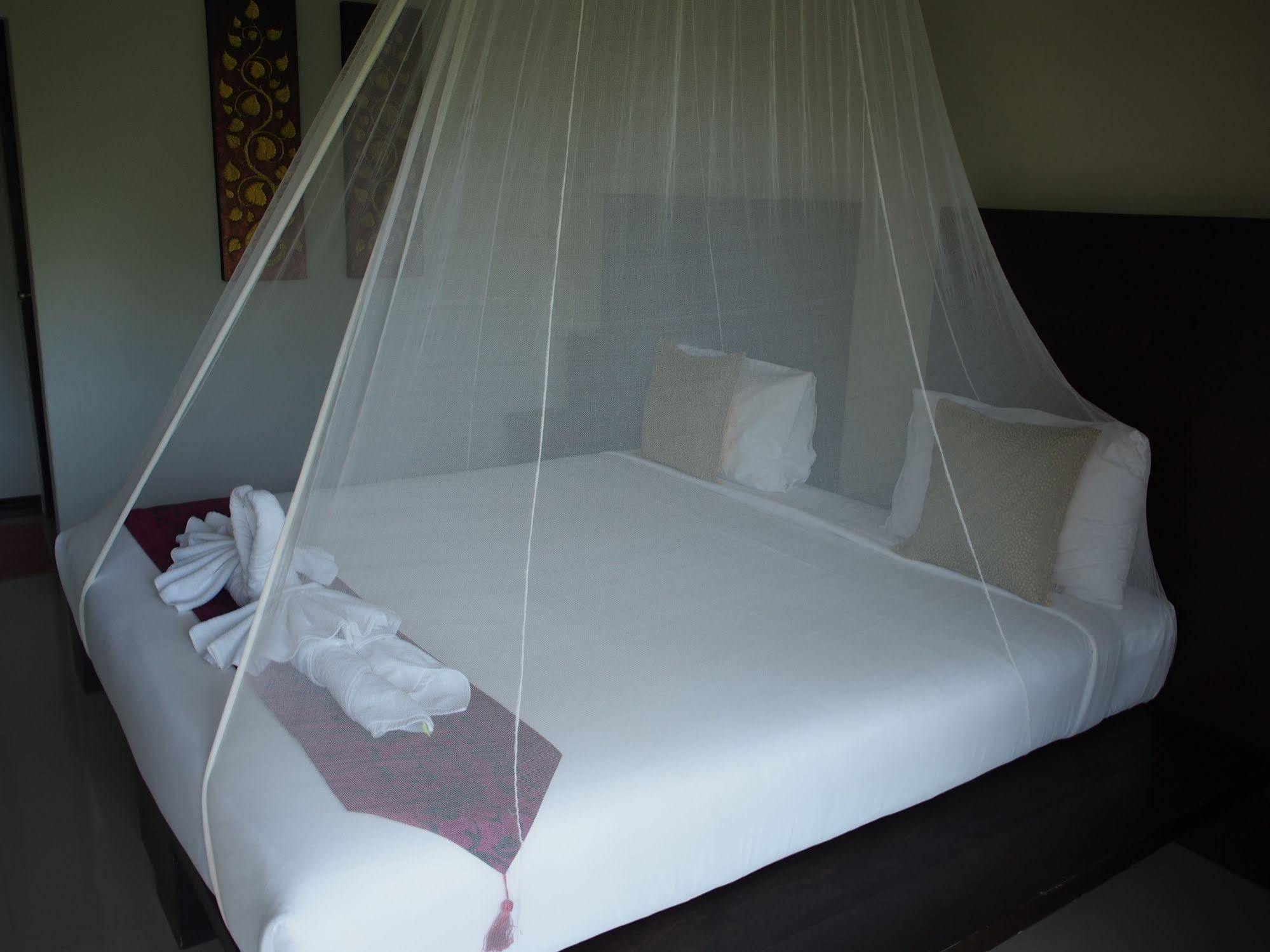 Lanta Happy Hill Hotel Koh Lanta Exterior photo