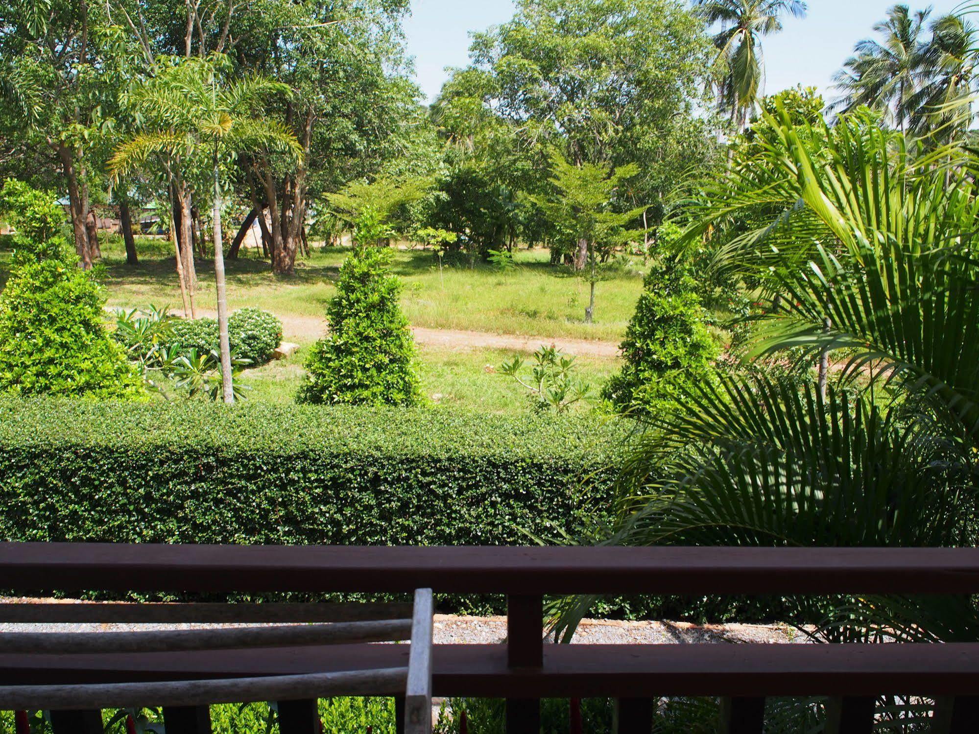 Lanta Happy Hill Hotel Koh Lanta Exterior photo