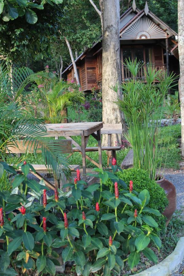 Lanta Happy Hill Hotel Koh Lanta Exterior photo
